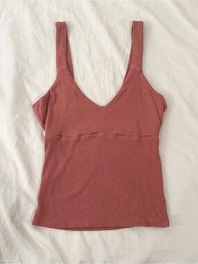 Ribbed V-Neck Tank Top in Dusty Rose